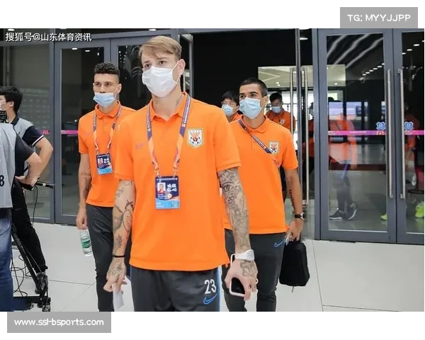 斯科尔斯为陪伴自闭症儿子毅然辞去体育台工作感动众人 斯科尔斯为陪伴自闭症儿子毅然辞去体育台工作感动众人